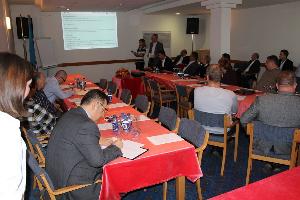 srednjorocniizvjestaj1