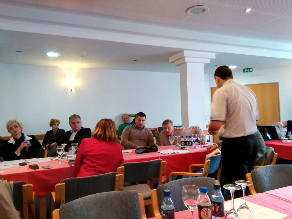 srednjorocniizvjestaj2